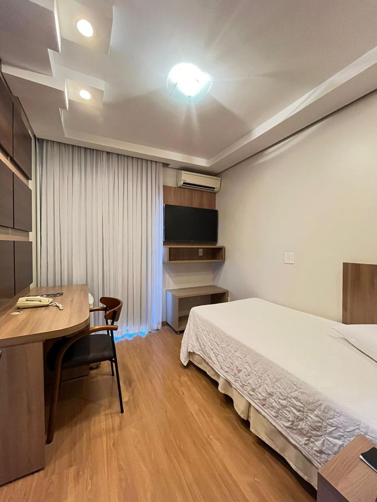 Regente Hotel Pato Branco Dış mekan fotoğraf