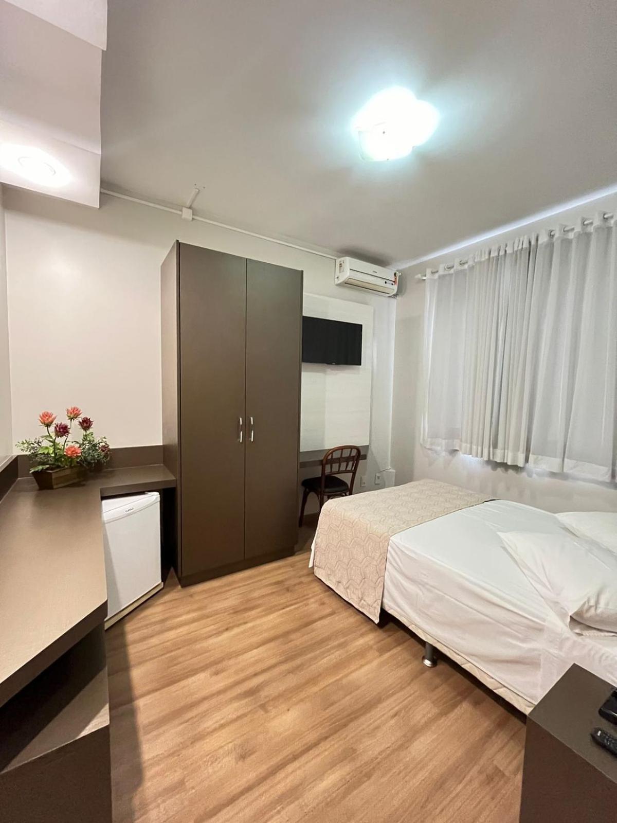 Regente Hotel Pato Branco Dış mekan fotoğraf